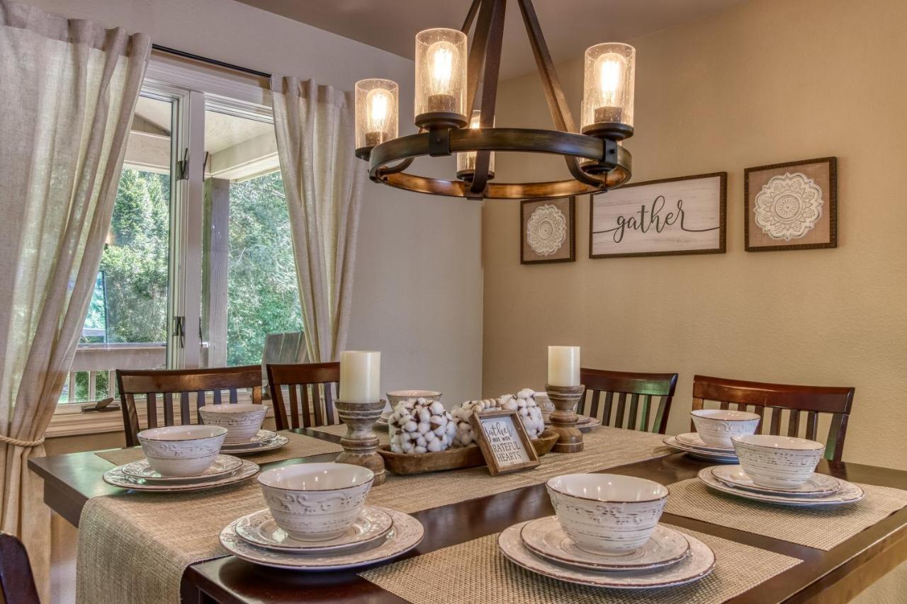 Deer&Doe by HoneyBearCabins 4BR 3BA Sleeps 10 Sevierville Buitenkant foto