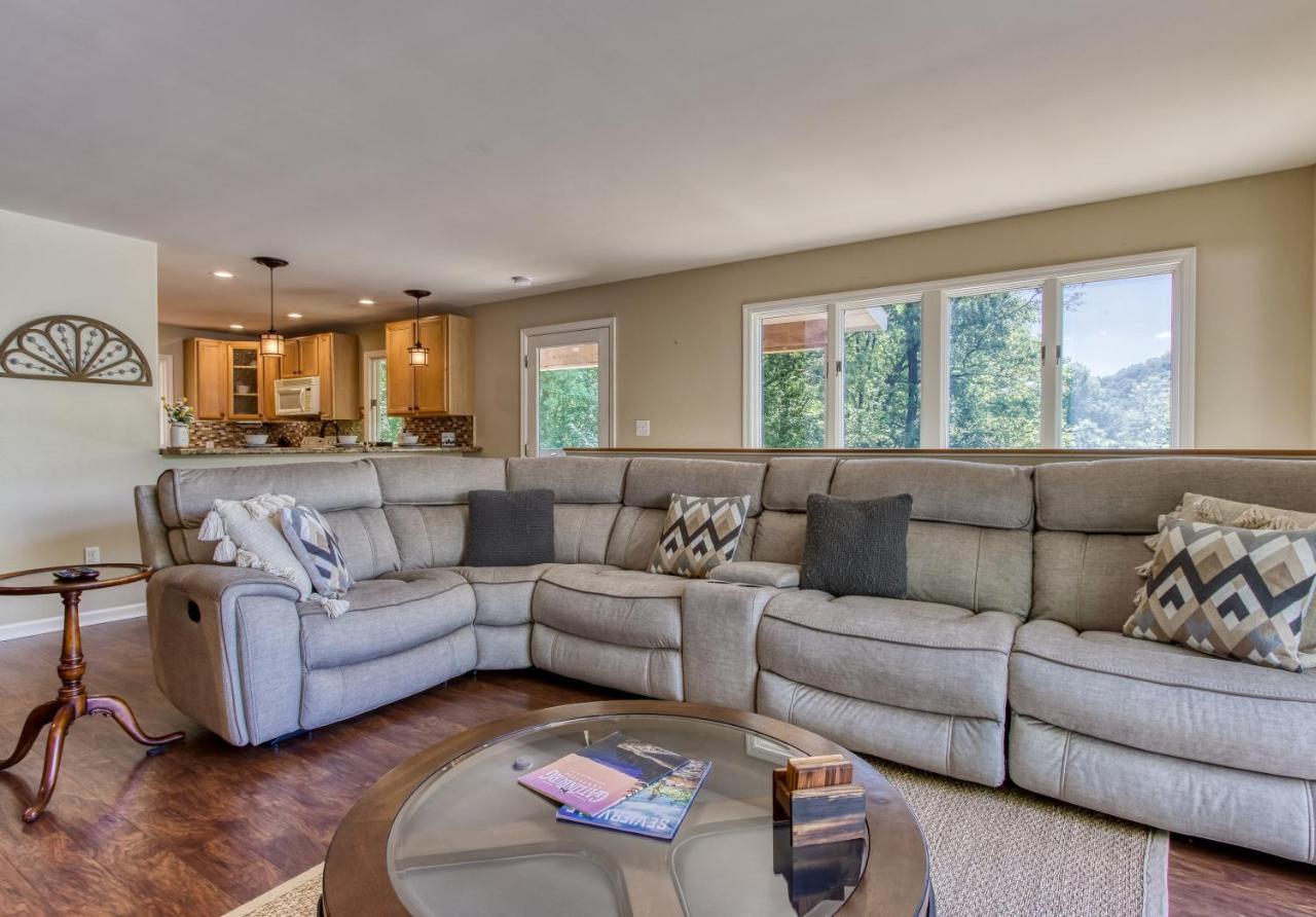 Deer&Doe by HoneyBearCabins 4BR 3BA Sleeps 10 Sevierville Buitenkant foto