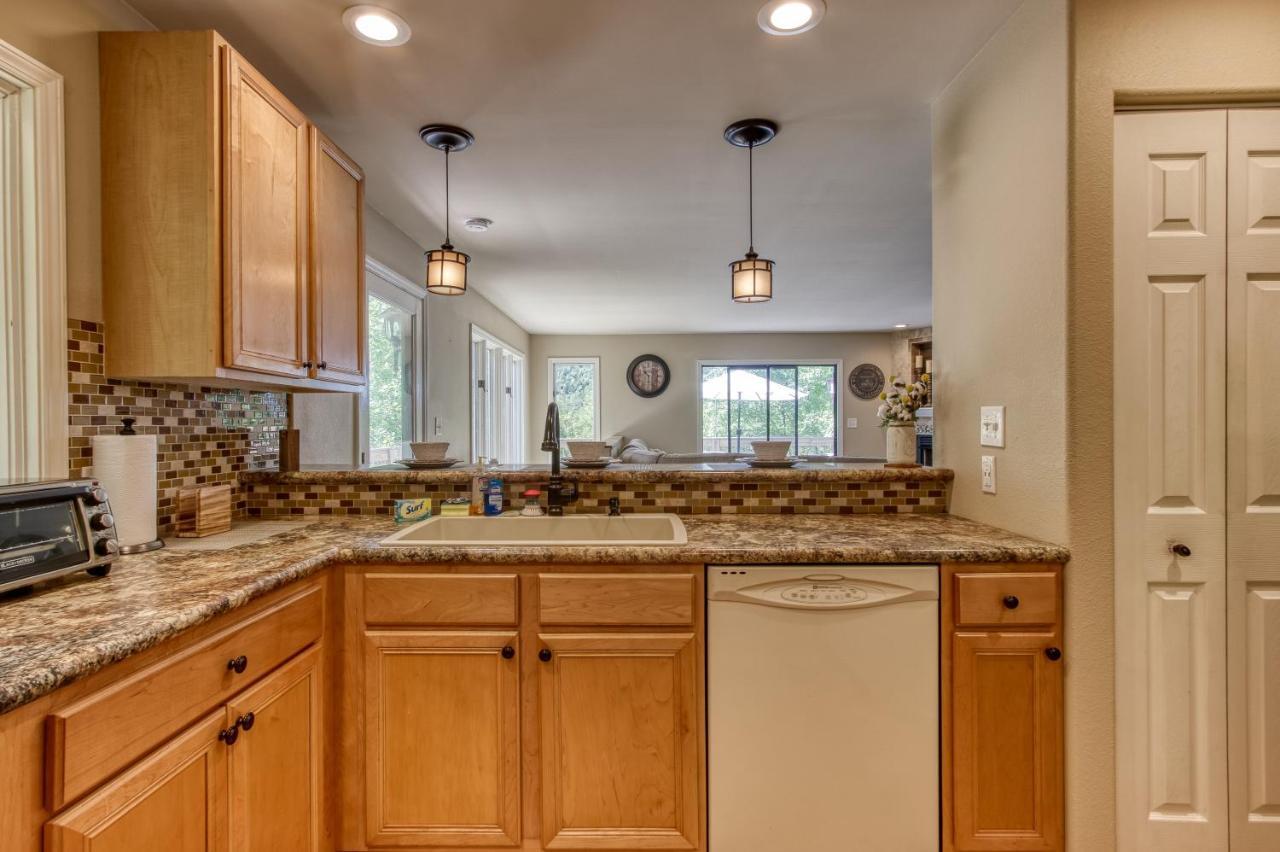 Deer&Doe by HoneyBearCabins 4BR 3BA Sleeps 10 Sevierville Buitenkant foto